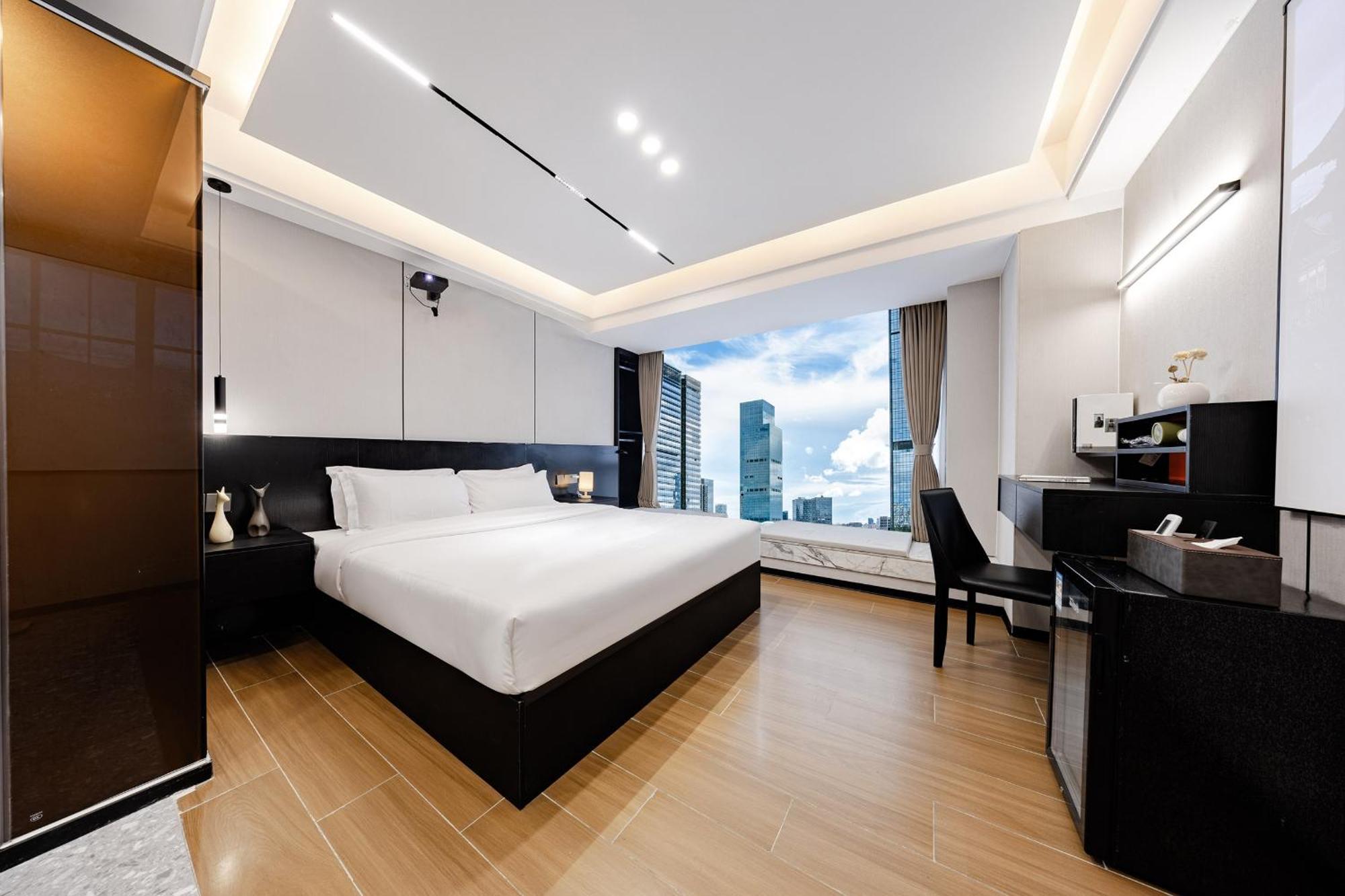 Yu Manju High-Floor Huge-Screen Audiovisual Hotel-Guangzhou Tower Zhujiang New Town Sports West Road Branch エクステリア 写真